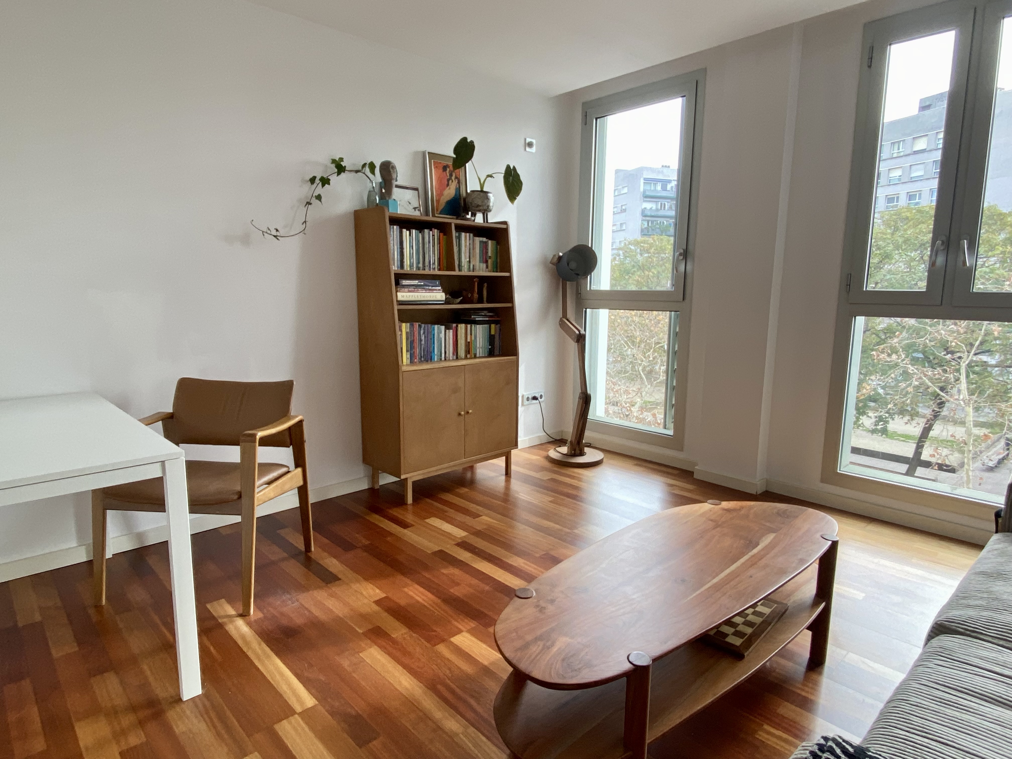Bright Centrally Located Barcelona Flat 